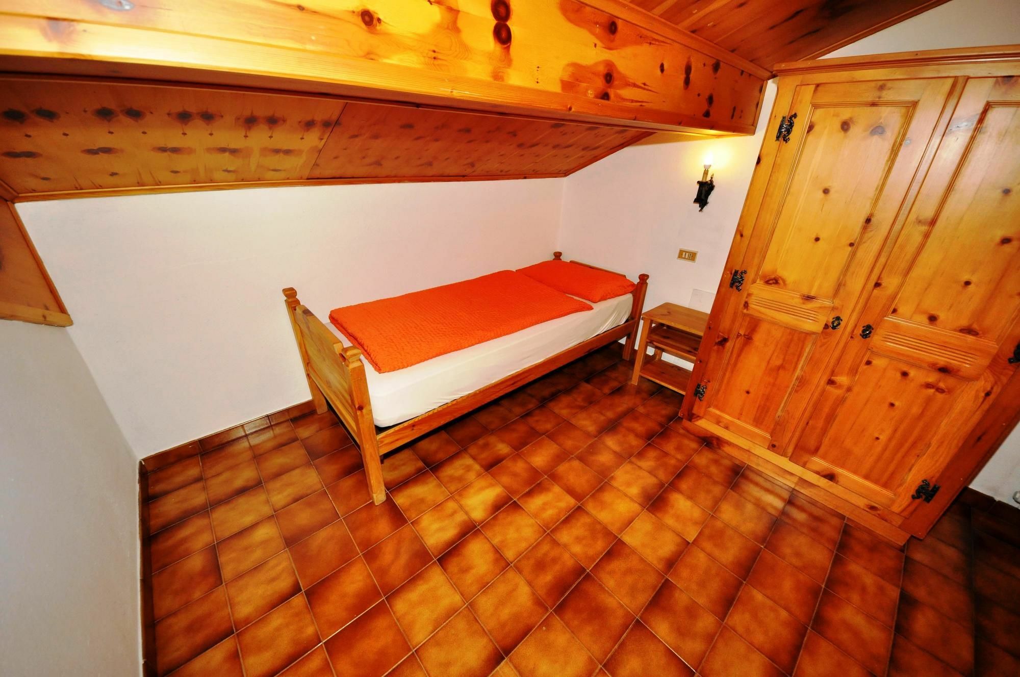 Residence Casa Longa By Livigno Accomodation Eksteriør bilde